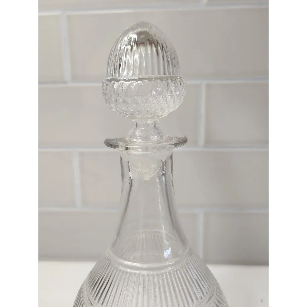 MMA Glass Decanter Metropolitan Museum Art Boston Diamond Sunburst Acorn Topper